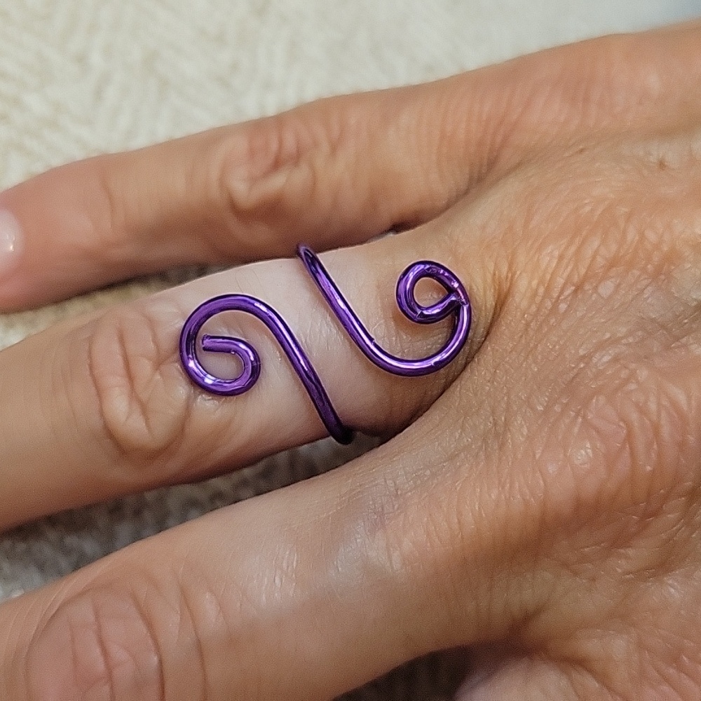 METALLIC PURPLE SWIRL RING